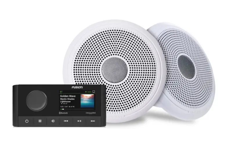 Fusion MS-RA210 stereo og XS Classic hátalarasett
